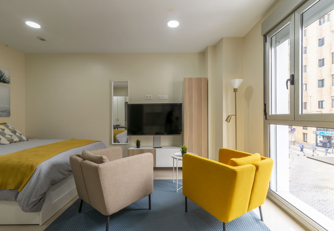 Studio in Las Palmas de Gran Canaria - Nuevos Lightbooking Livian Suites Las Palmas