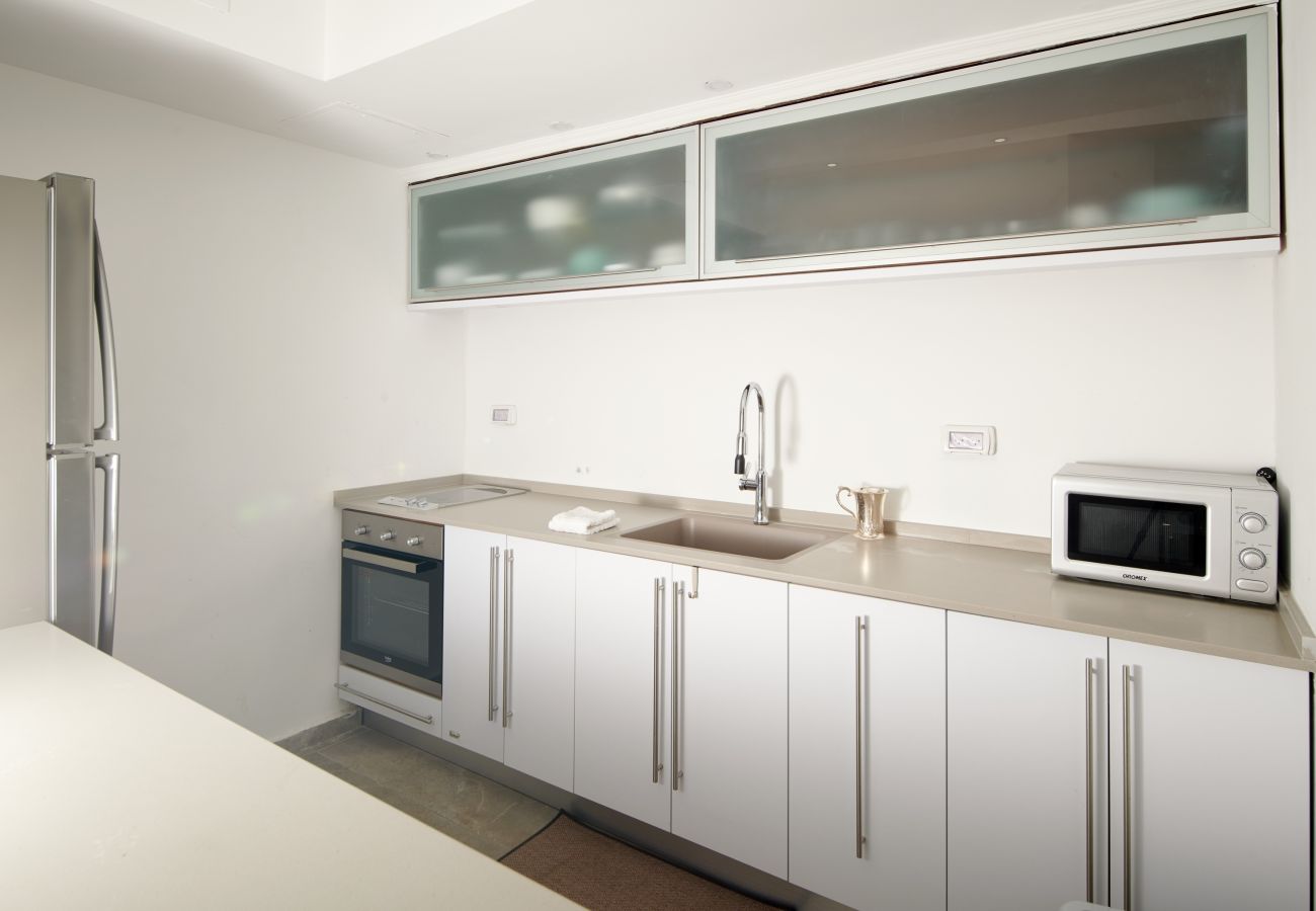 Apartment in Jerusalem - 2 BR next to Old City with Patio by FeelHome