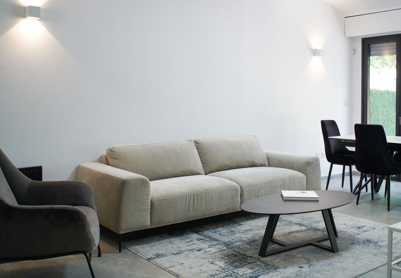 Apartment in Jerusalem - 2 BR next to Old City with Patio by FeelHome