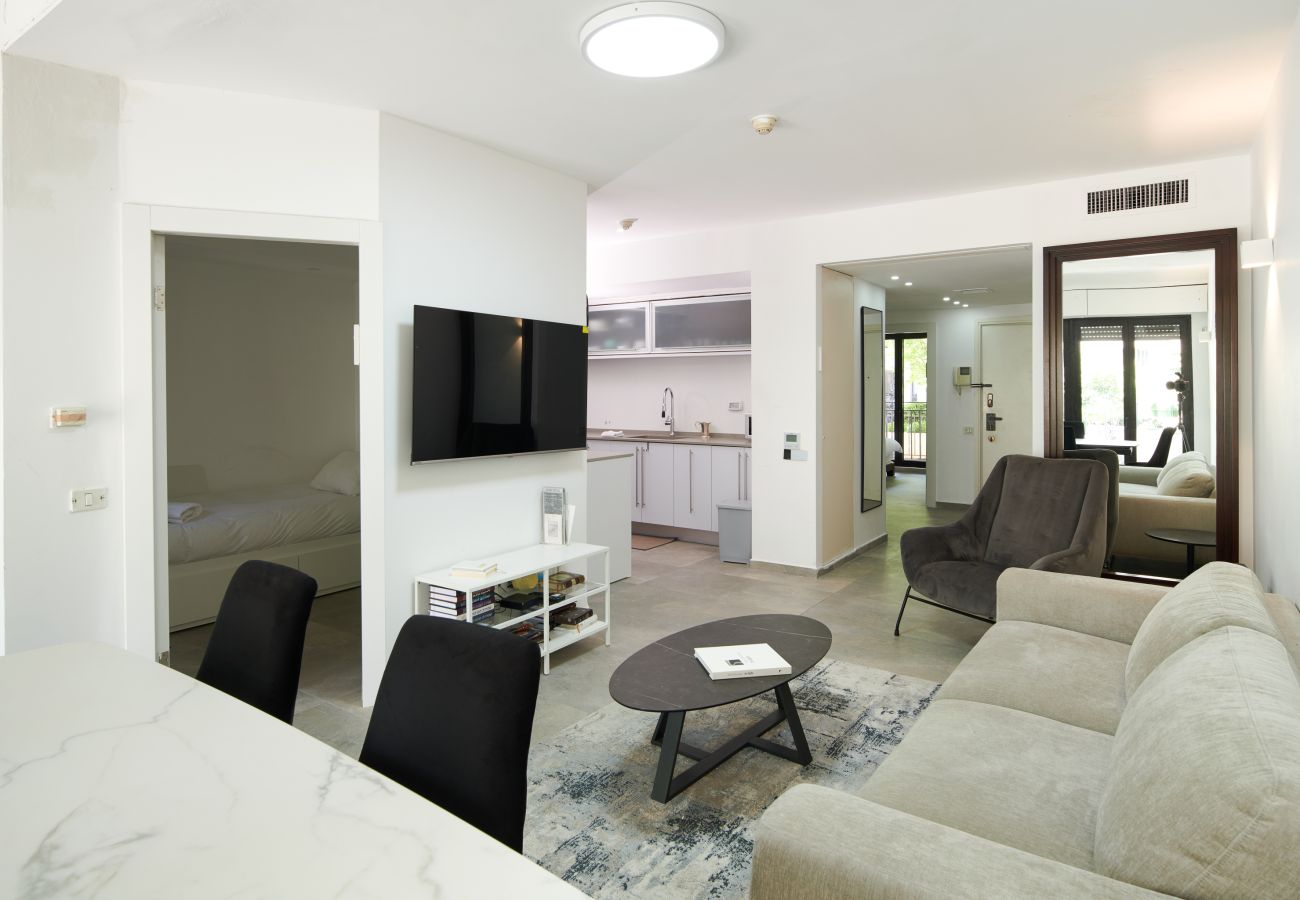 Apartment in Jerusalem - 2 BR next to Old City with Patio by FeelHome