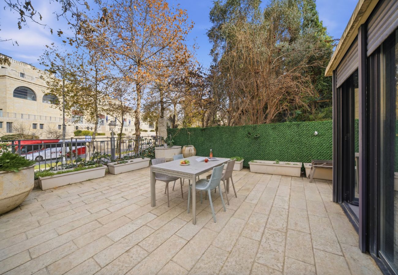 Apartment in Jerusalem - MIKLAT 2 BR next to Old City with Patio by FeelHome