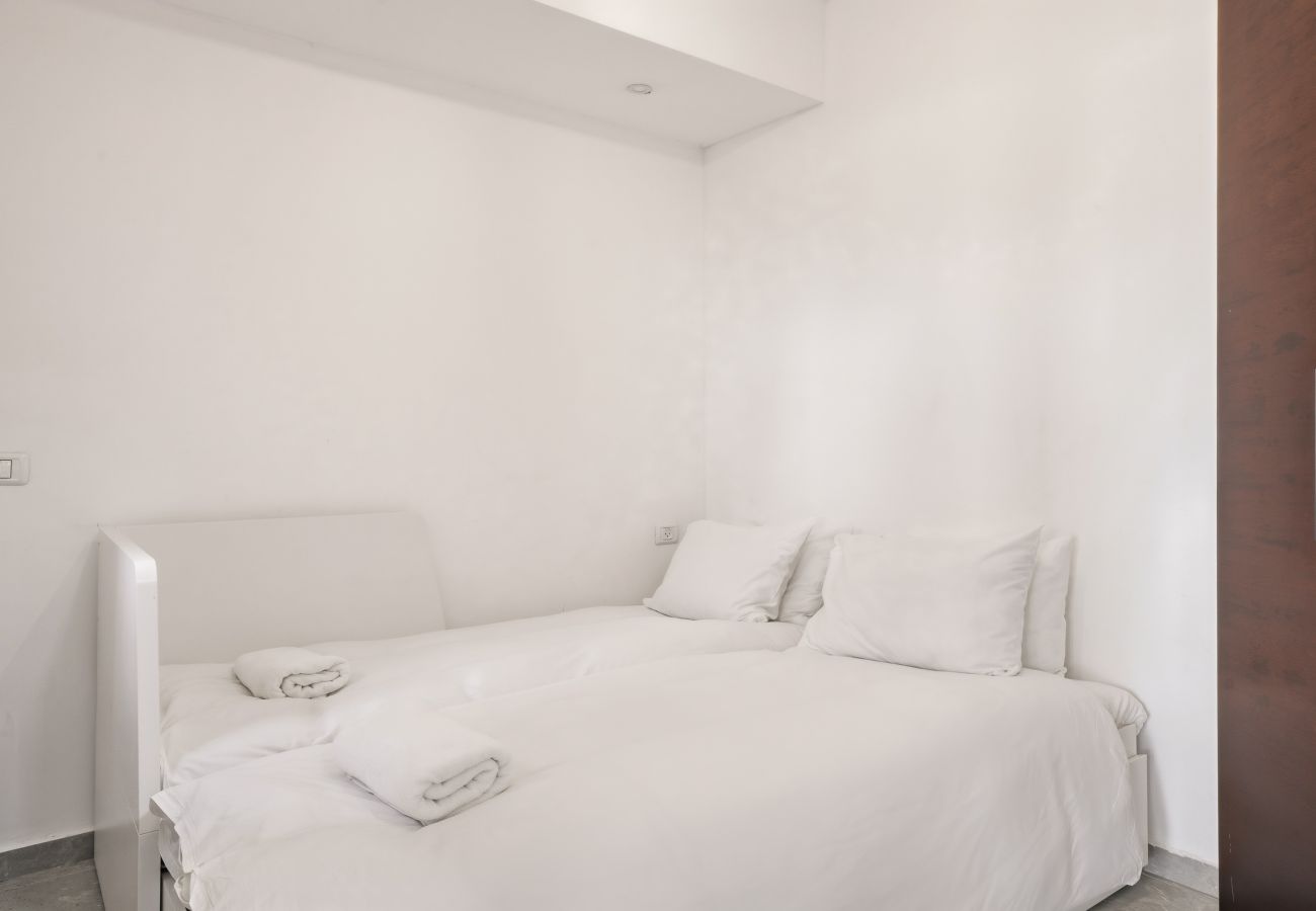 Apartment in Jerusalem - MIKLAT 2 BR next to Old City with Patio by FeelHome