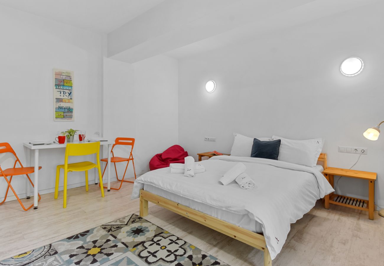 Studio in Otopeni -  Studio Apartment by homestay.ro