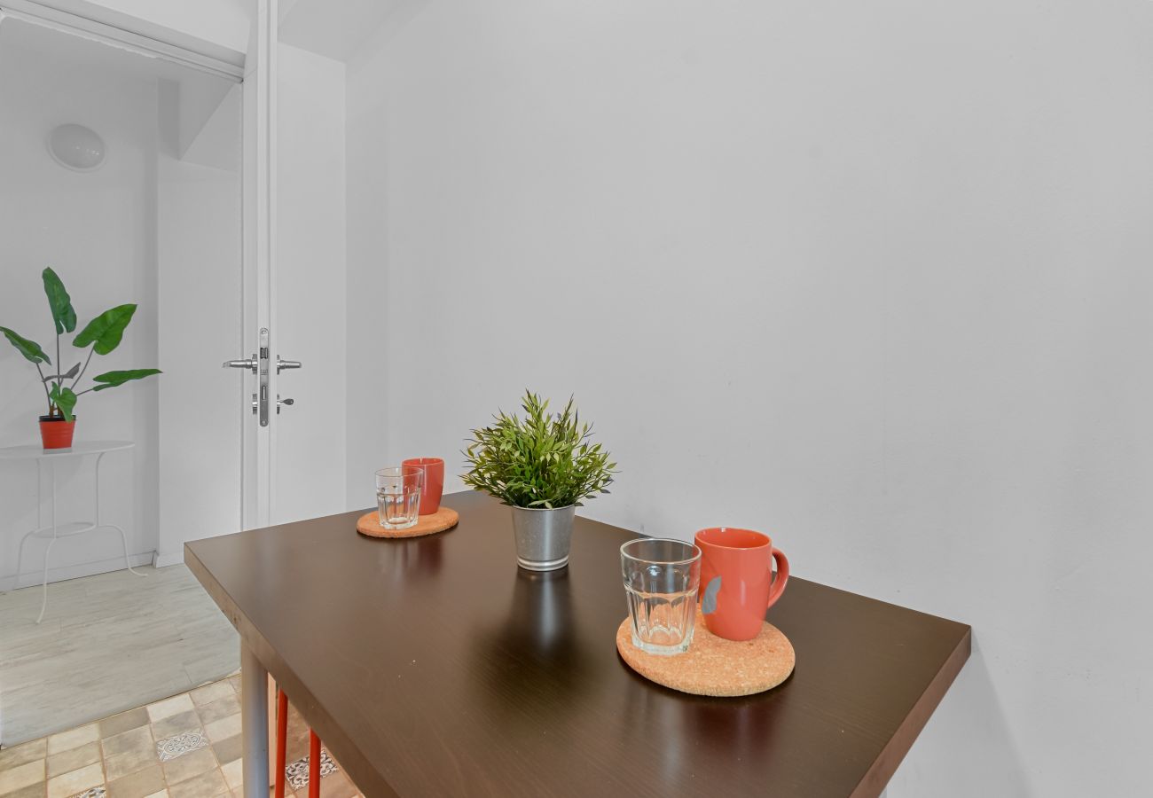 Studio in Otopeni -  Studio Apartment by homestay.ro