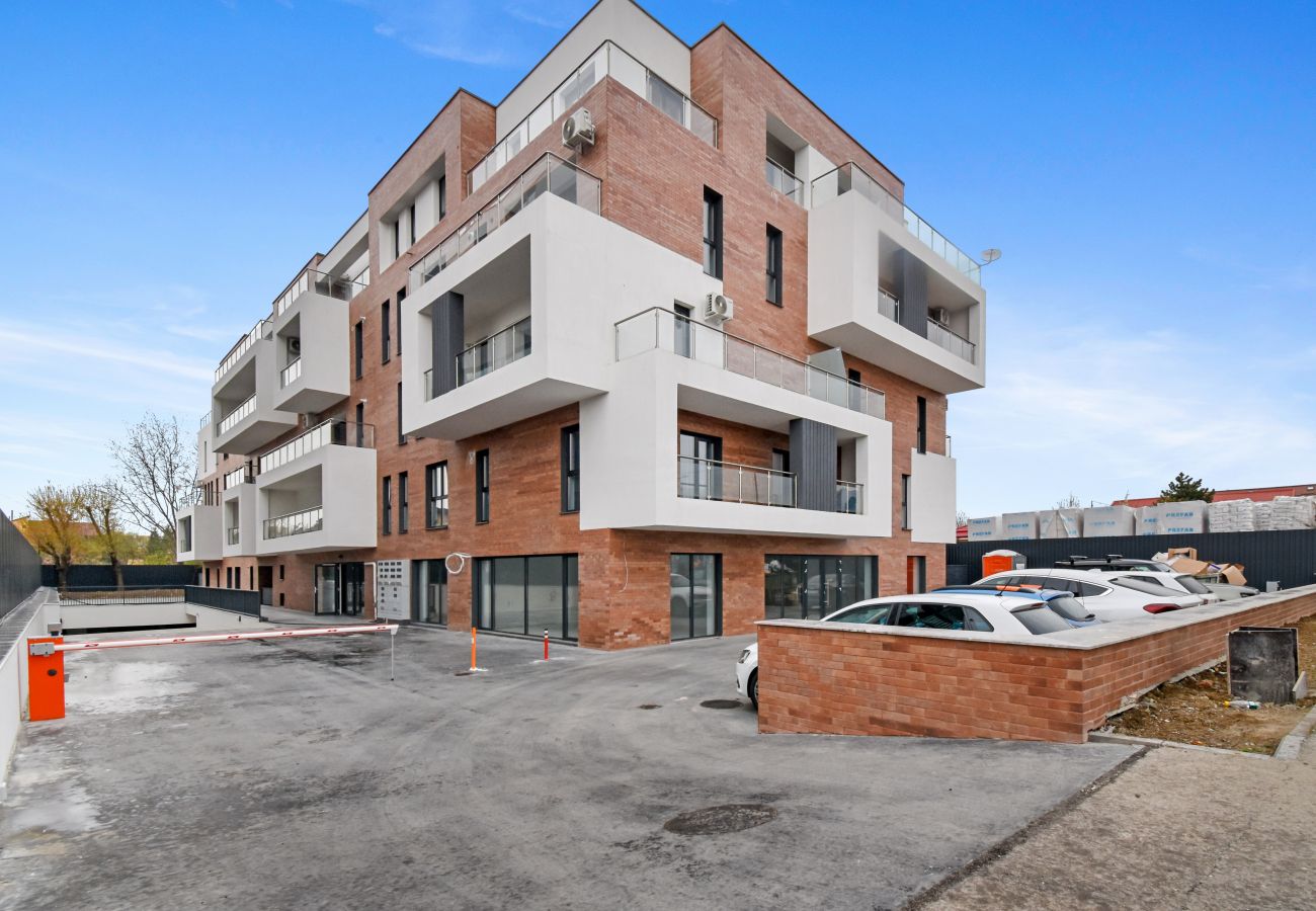 Apartment in Voluntari - Pipera Stay with Panoramic View