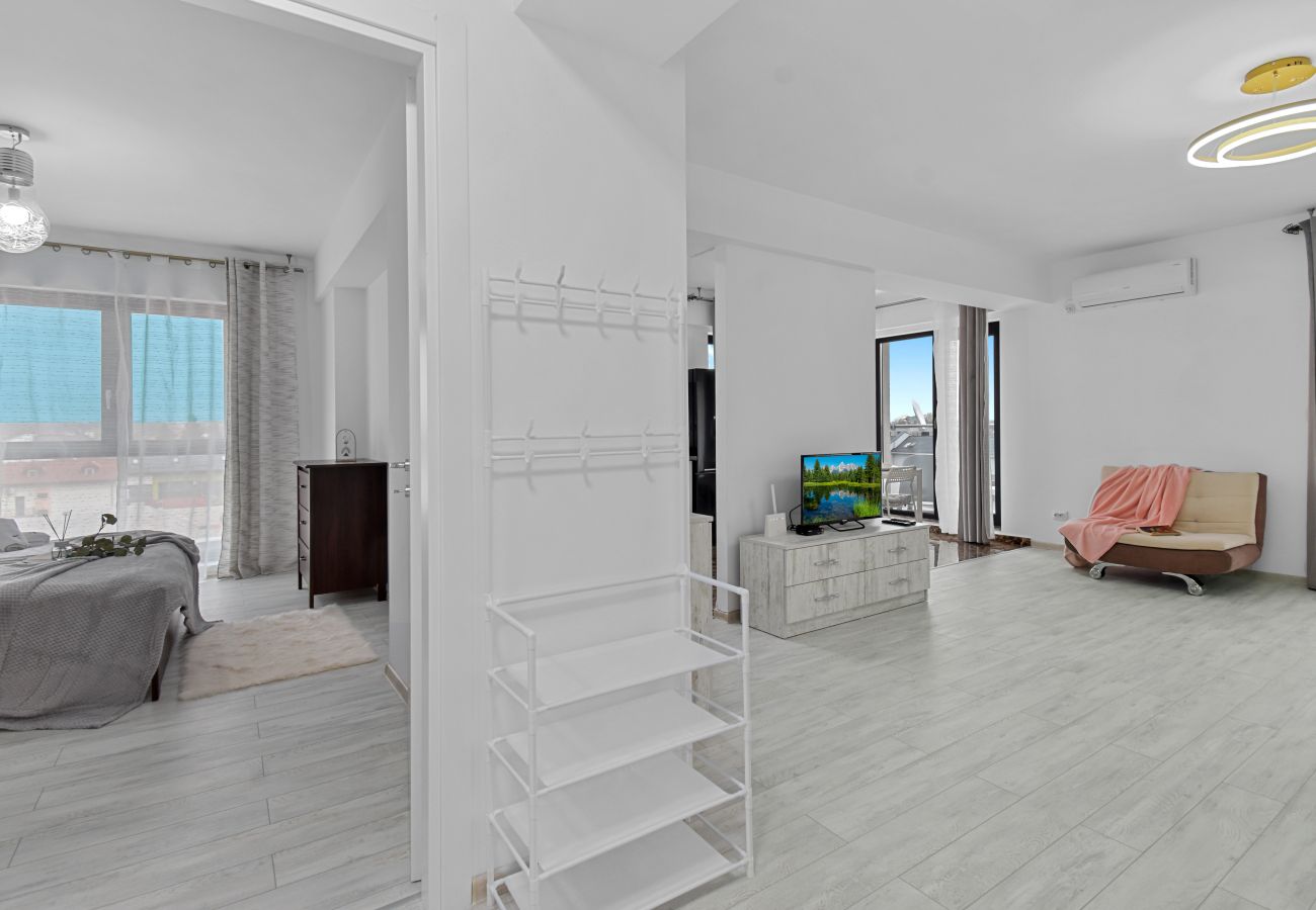 Apartment in Voluntari - Pipera Stay with Panoramic View