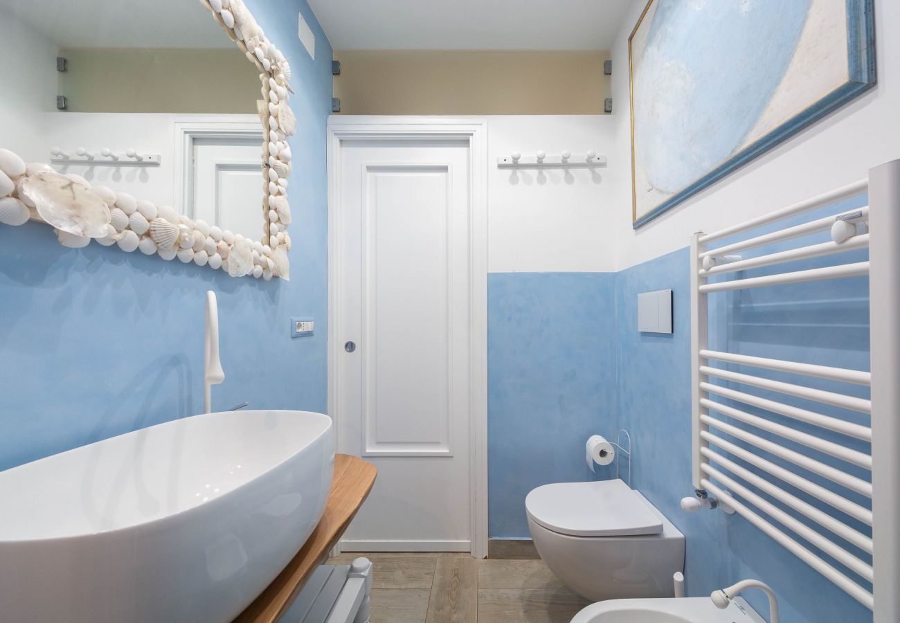 Villa in Maiori - Luxury Villa Vittoria- Villa with garden, swimming pool and jacuzzi overlooking the sea