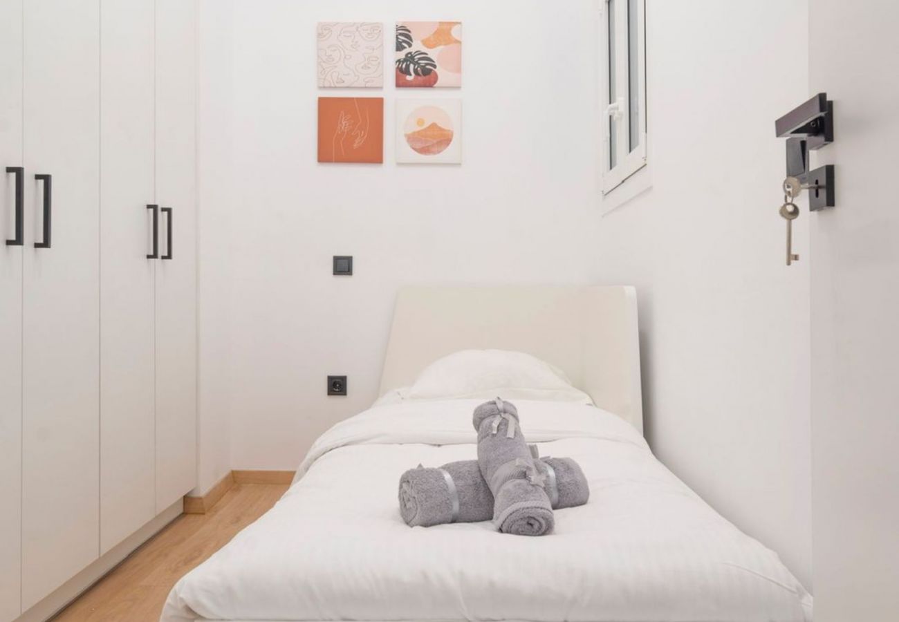Apartment in Athens - Modern Flat in Kolonaki!