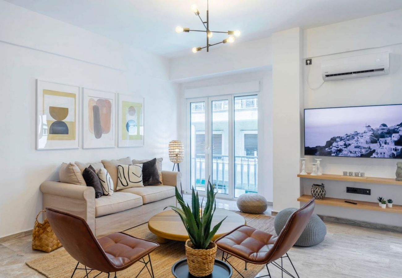 Apartment in Athens - Modern Flat in Kolonaki!