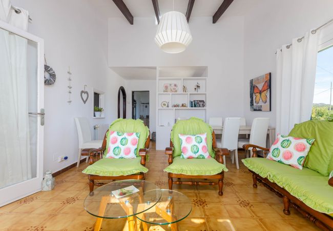 Villa in S'Horta - YourHouse Sa Caseta de Santanyi, quiet house with terrace and garden