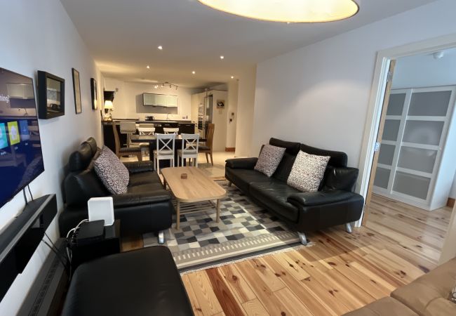 Apartment in Dublin - Sir john Rodgersons Apartment Sleeps 4