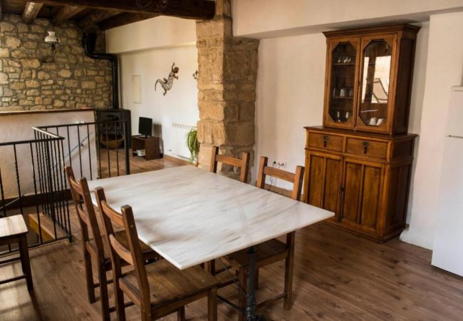 Cottage in Vallbona de les Monges - YourHouse Marilluna, rural house with private pool 
