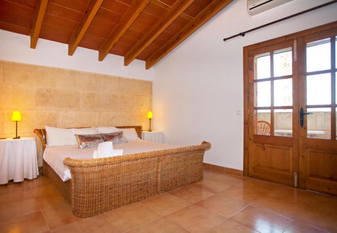 Villa in Muro - YourHouse Villa Agueda with private pool, barbecue and garden 