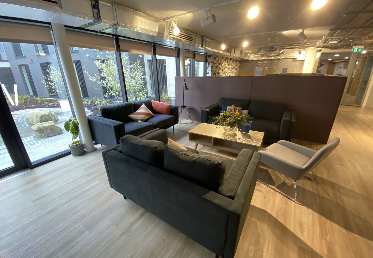 Rent by room in Galway City - Double Bed En Suite Eyre Sq