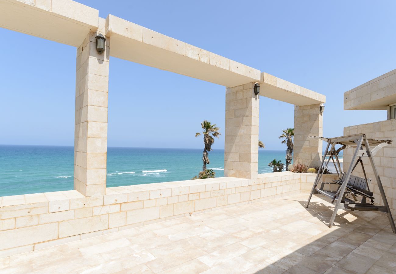 Villa in Netanya - Coastal Mansion Private Pool in Netanya by FeelHome