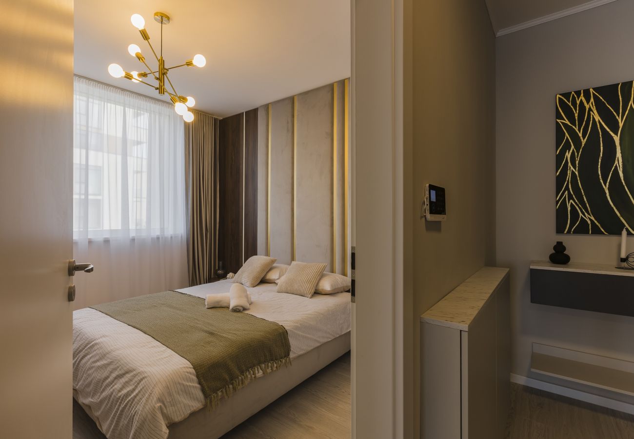 Apartment in Timisoara - Tiny, a Modern Collection Apartment near Iulius Mall
