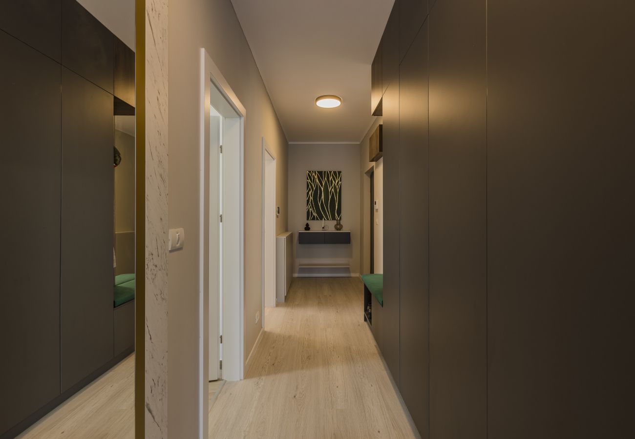 Apartment in Timisoara - Tiny, a Modern Collection Apartment near Iulius Mall