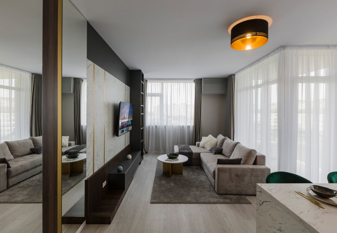 Apartment in Timisoara - Tiny, a Modern Collection Apartment near Iulius Mall