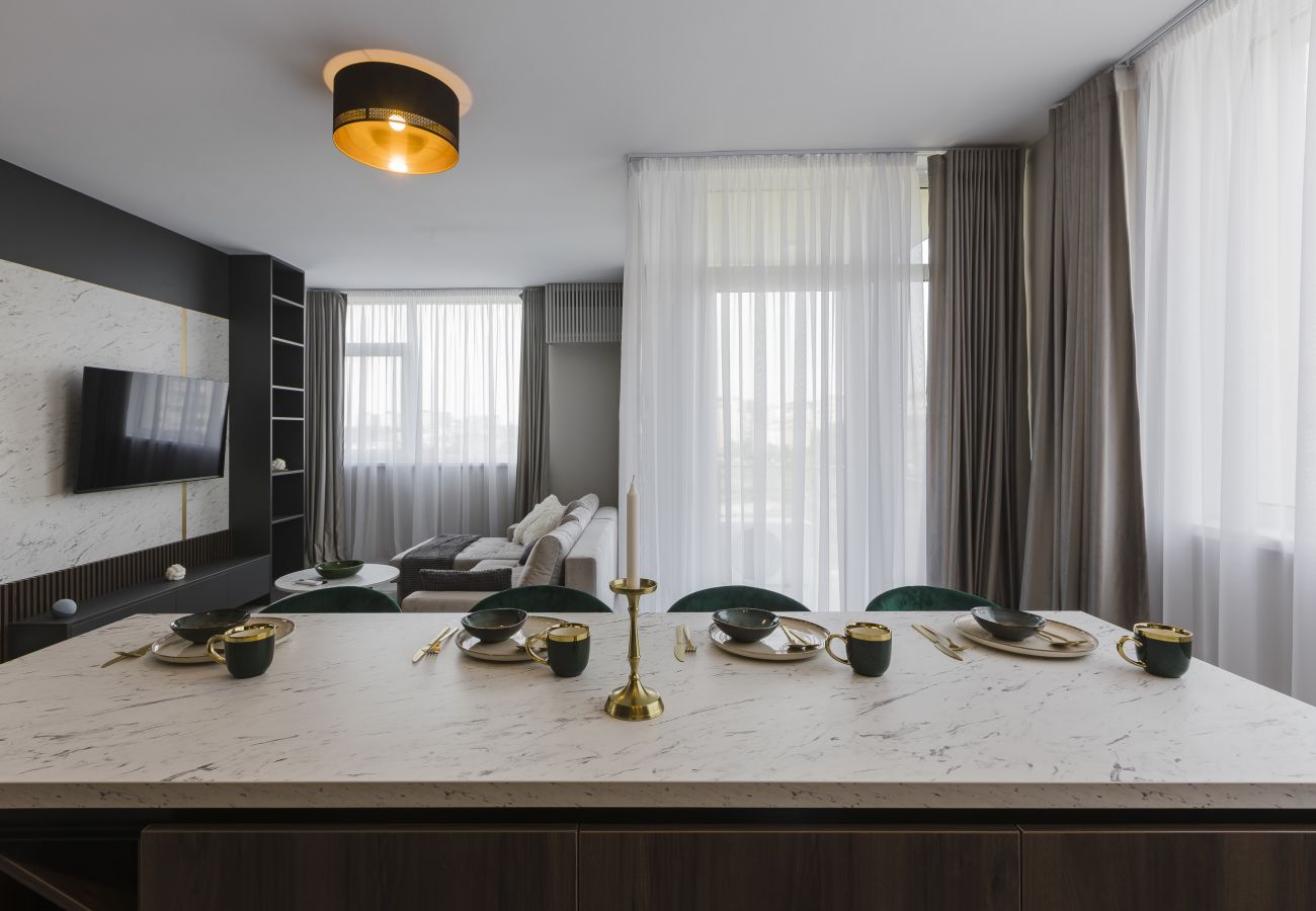 Apartment in Timisoara - Tiny, a Modern Collection Apartment near Iulius Mall