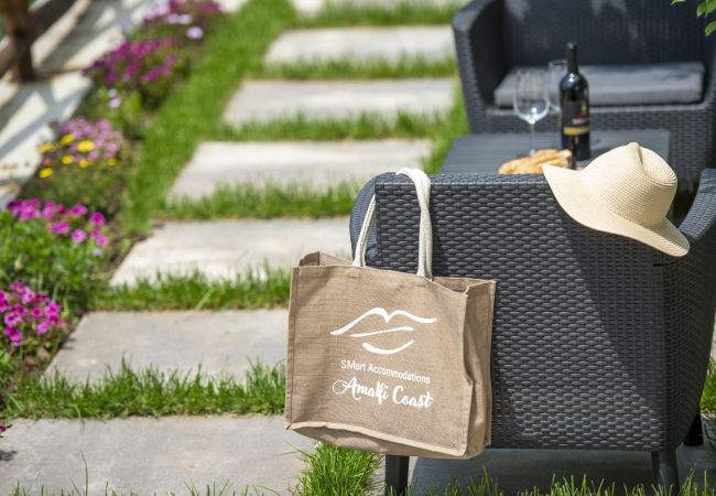 Villa in Amalfi - Villa Donna Rachele - Sea view Jacuzzi and Free Parking Villa in Amalfi - Villa Donna Rachele - Sea view Jacuzzi and Free Parking