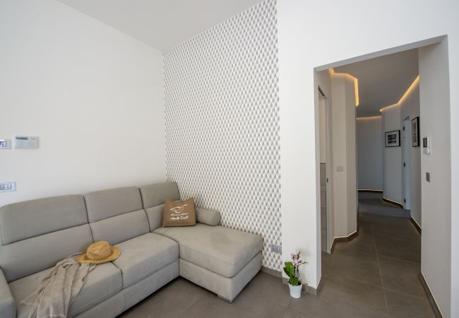 Villa in Amalfi - Villa Donna Rachele - Sea view Jacuzzi and Free Parking Villa in Amalfi - Villa Donna Rachele - Sea view Jacuzzi and Free Parking