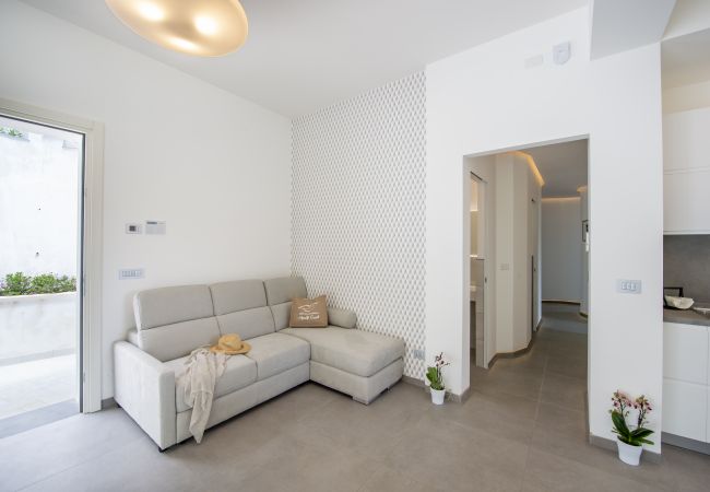 Villa in Amalfi - Villa Donna Rachele - Sea view Jacuzzi and Free Parking Villa in Amalfi - Villa Donna Rachele - Sea view Jacuzzi and Free Parking