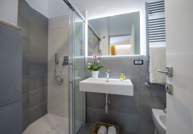 Villa in Amalfi - Villa Donna Rachele - Sea view Jacuzzi and Free Parking Villa in Amalfi - Villa Donna Rachele - Sea view Jacuzzi and Free Parking