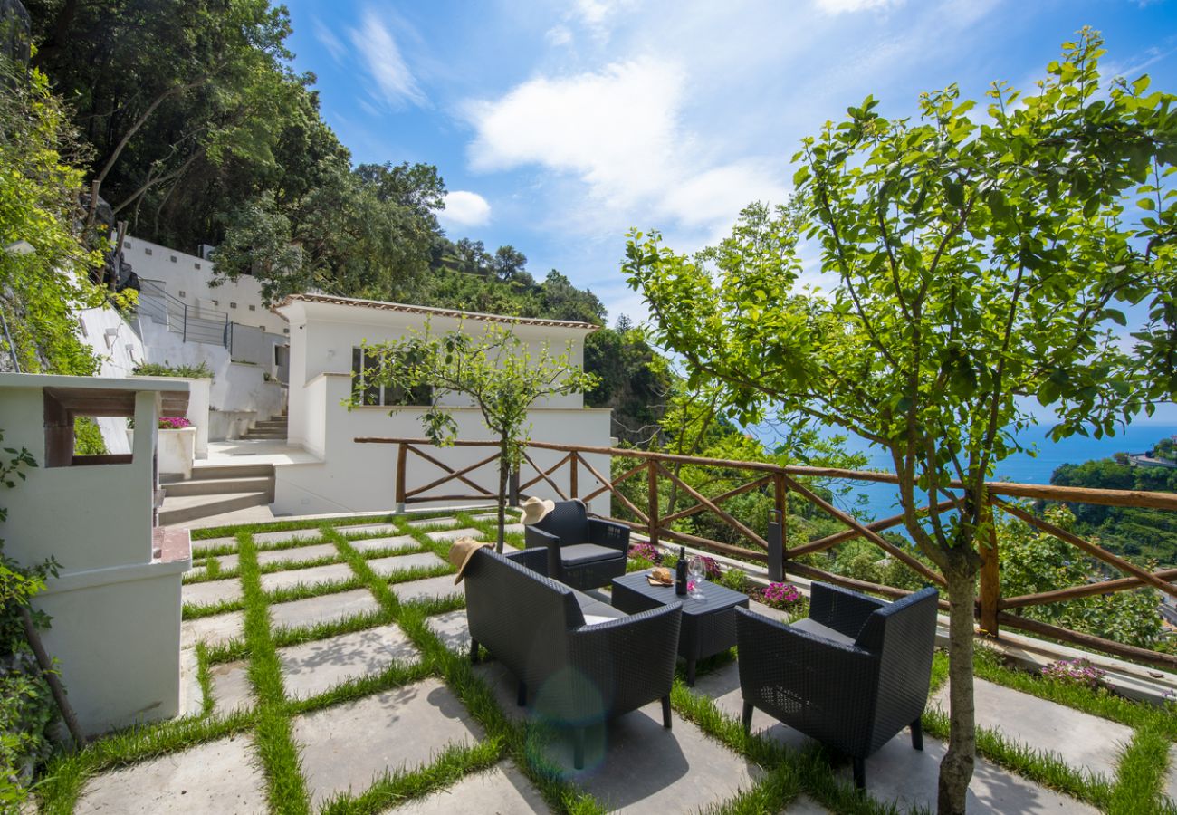 Villa in Amalfi - Villa Donna Rachele - Mediterranean villa with sea view