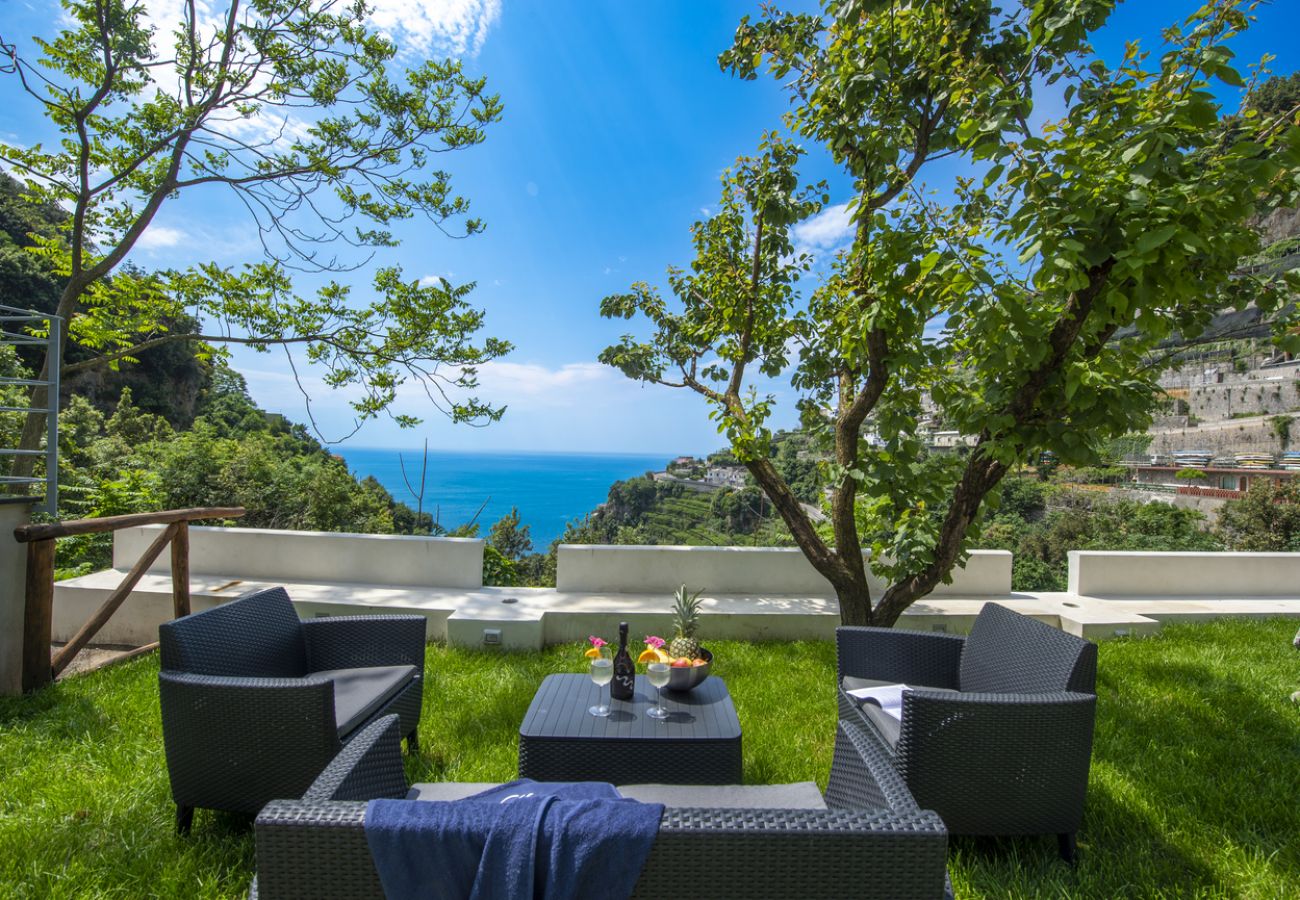 Villa in Amalfi - Villa Donna Rachele - Mediterranean villa with sea view