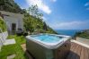 Villa in Amalfi - Villa Donna Rachele - Sea view Jacuzzi and Free Parking Villa in Amalfi - Villa Donna Rachele - Sea view Jacuzzi and Free Parking