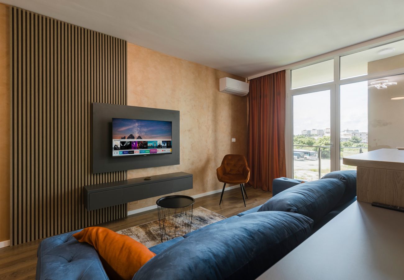 Apartment in Timisoara - Charming 1BDR with Balcony