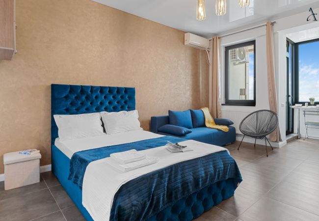 Studio in Mamaia Nord - Studio with Sea View & Pool Acces 