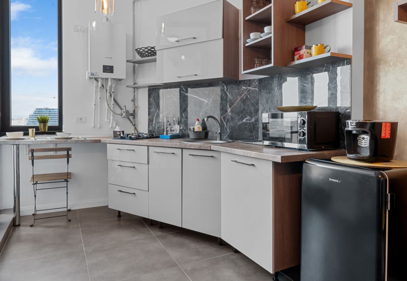 Studio in Mamaia Nord - Studio with Sea View & Pool Acces 