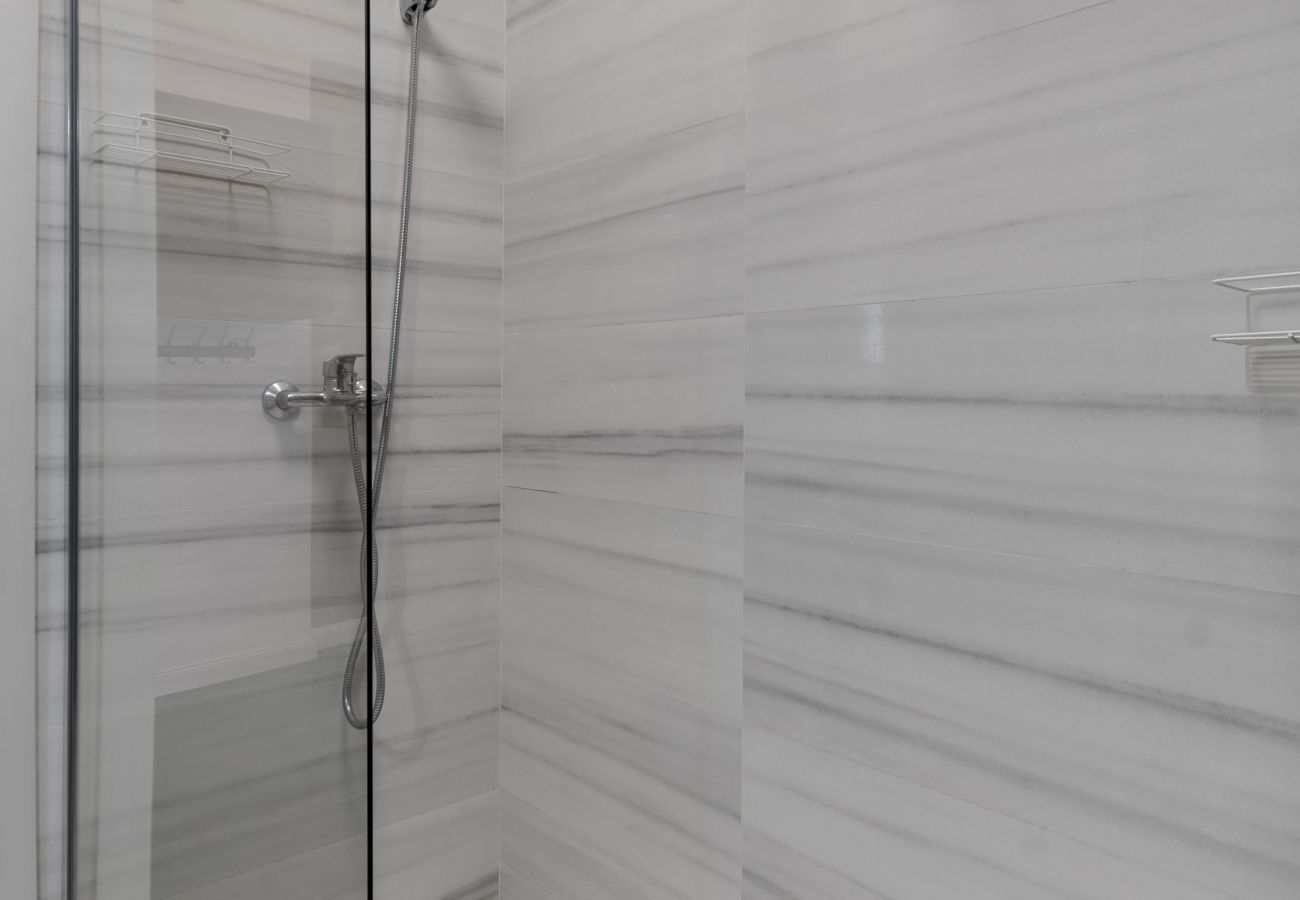 Studio in Mamaia Nord - Studio with Sea View & Pool Acces 