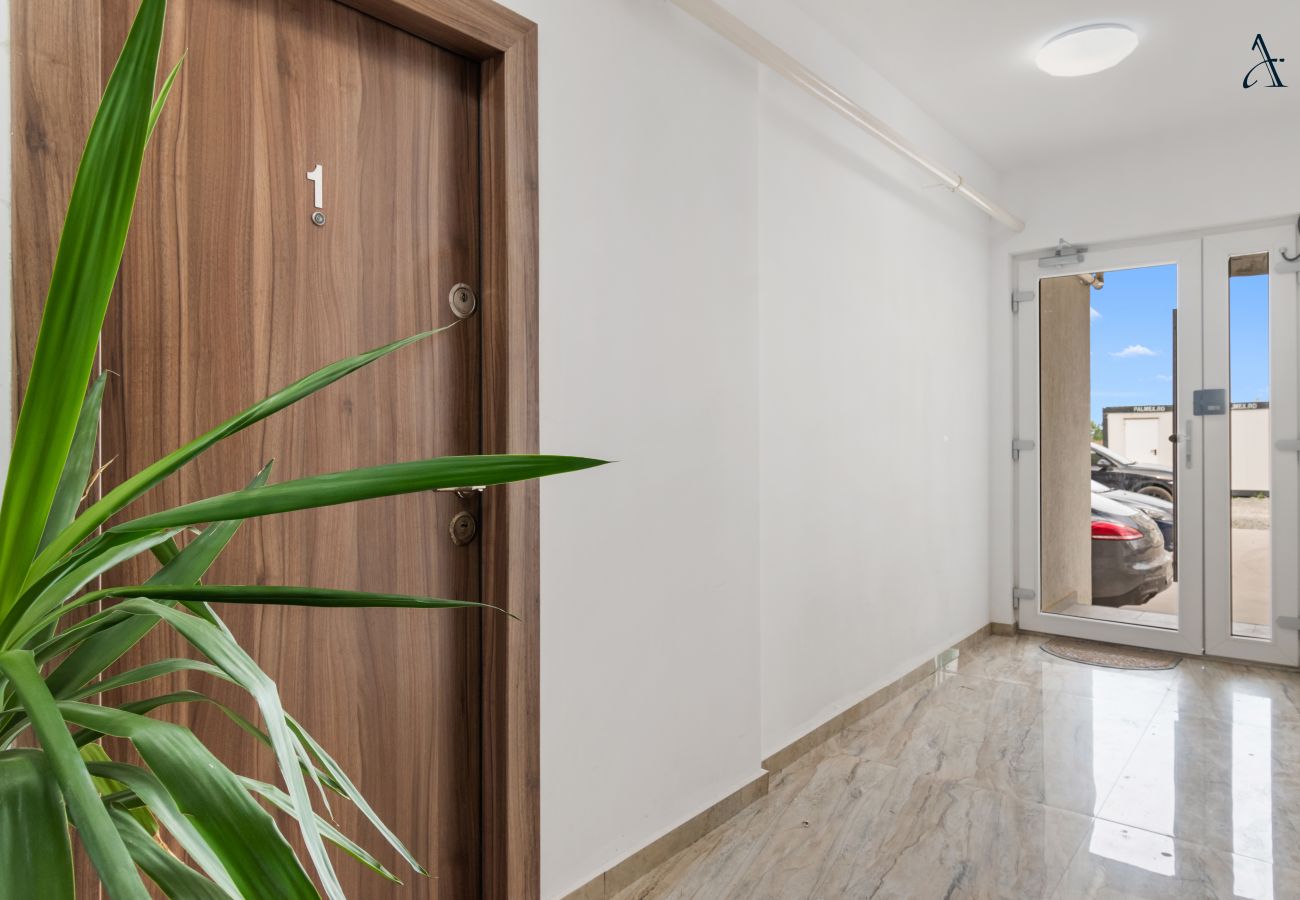 Apartment in Mamaia Nord -  S House close to the Beach
