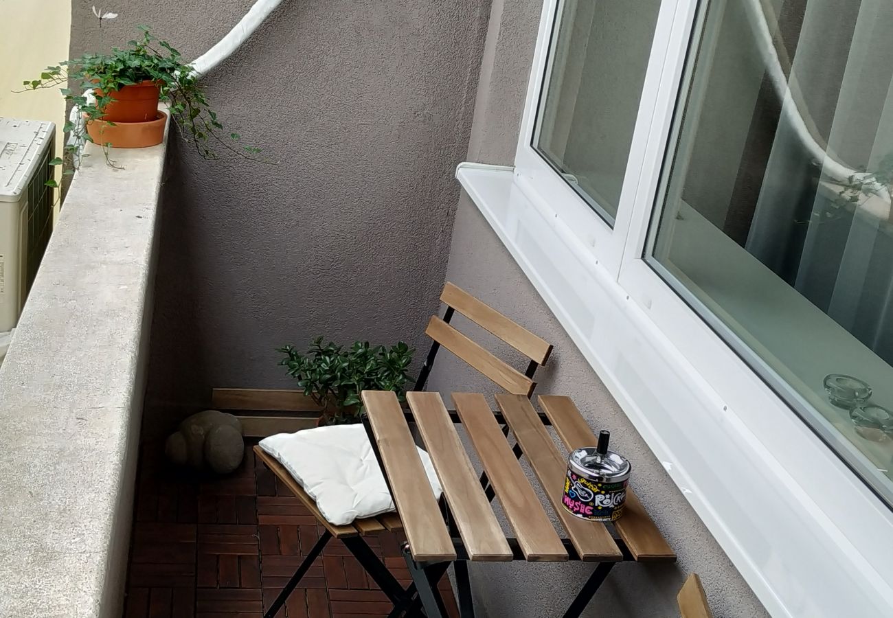 Apartment in Bucharest - RentForComfort Coquette 1BDR Calea Victoriei