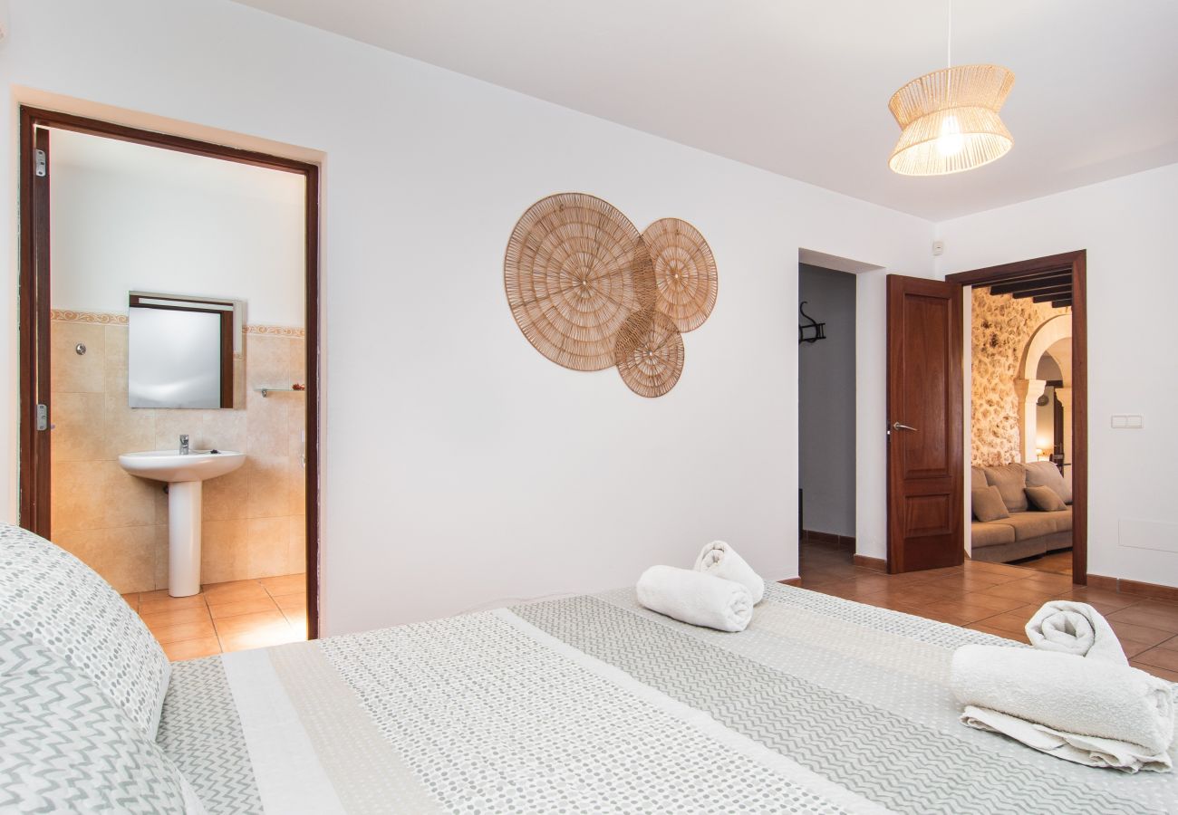 Villa in Santanyi - YourHouse Angoixes, villa with private pool