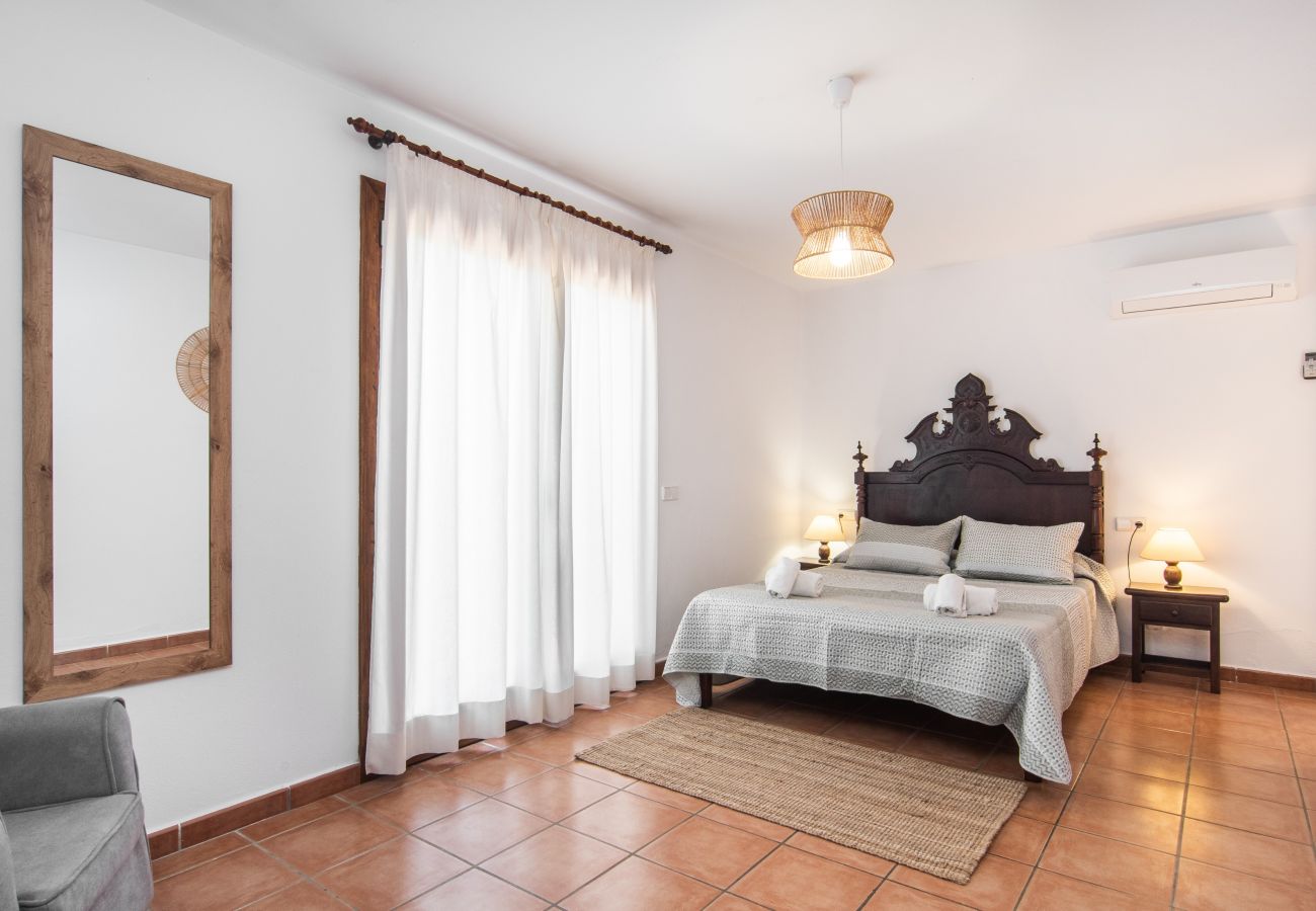 Villa in Santanyi - YourHouse Angoixes, villa with private pool