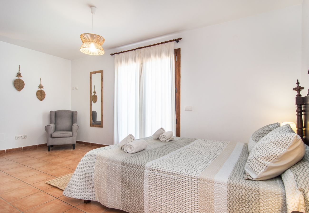 Villa in Santanyi - YourHouse Angoixes, villa with private pool