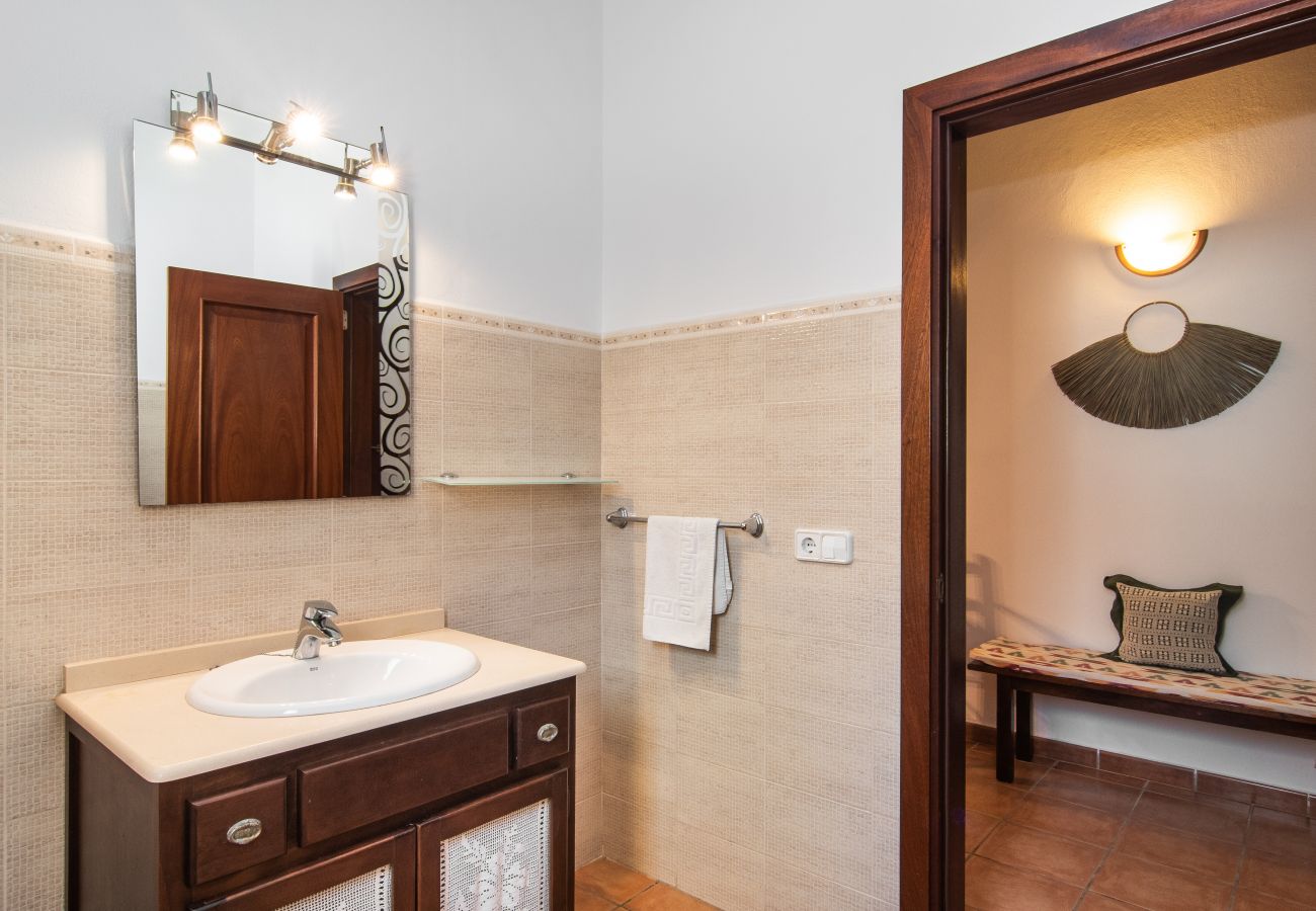 Villa in Santanyi - YourHouse Angoixes, villa with private pool