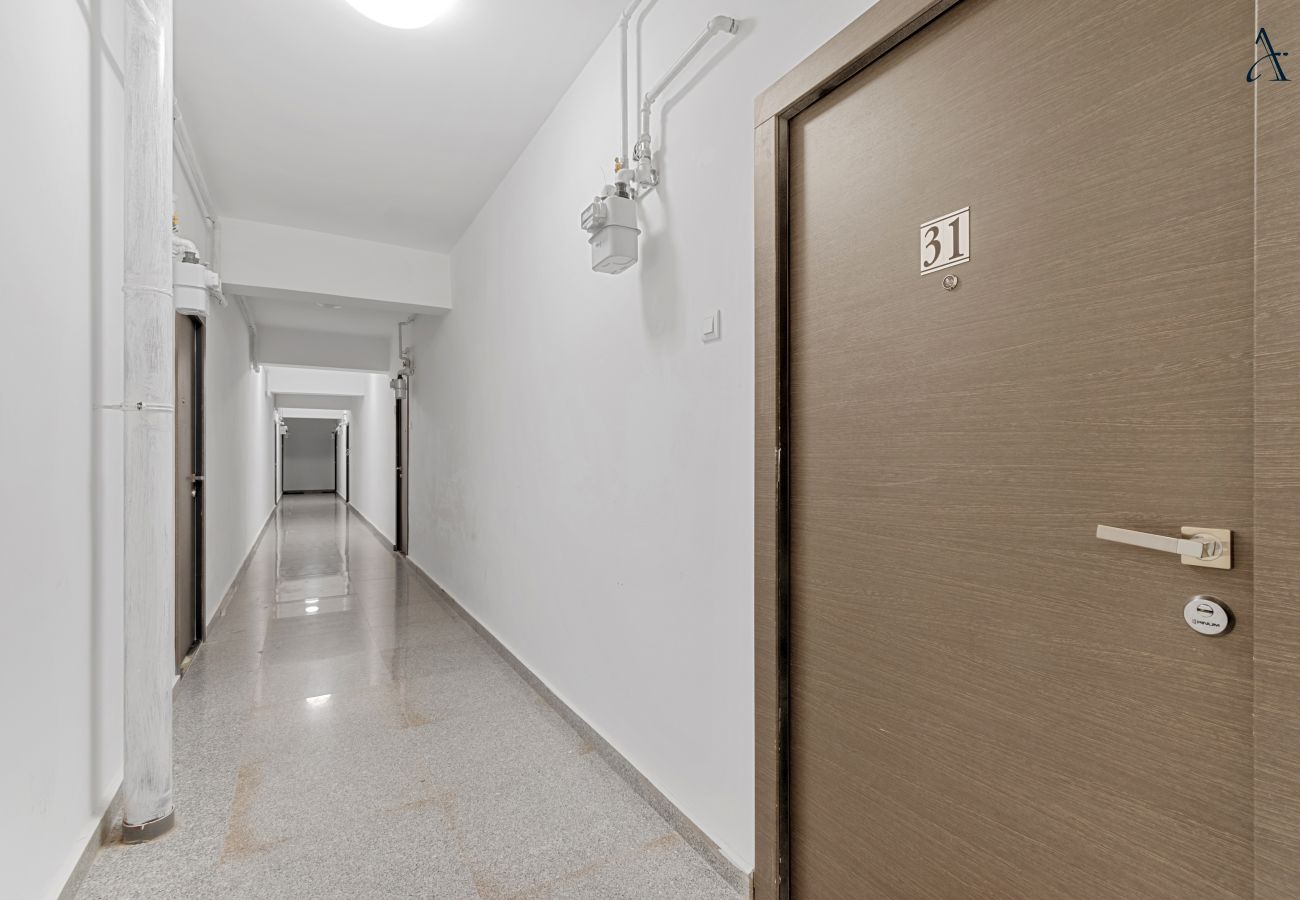 Apartment in Bucharest - 1BDR with Balcony & Private Parking