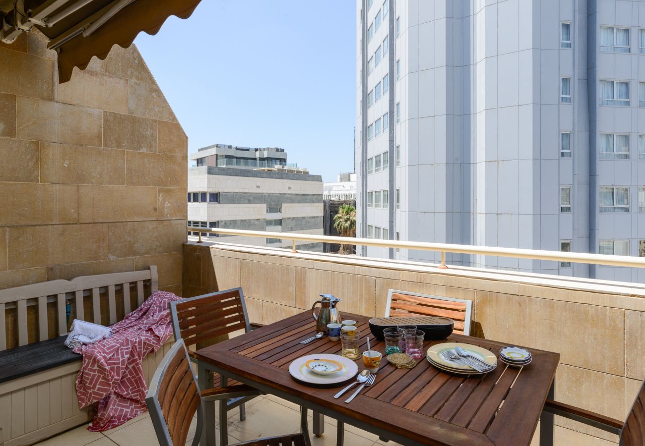 Apartment in Tel Aviv - Jaffa - Airy & Bright w/Balcony Parking steps from Beach by FeelHome