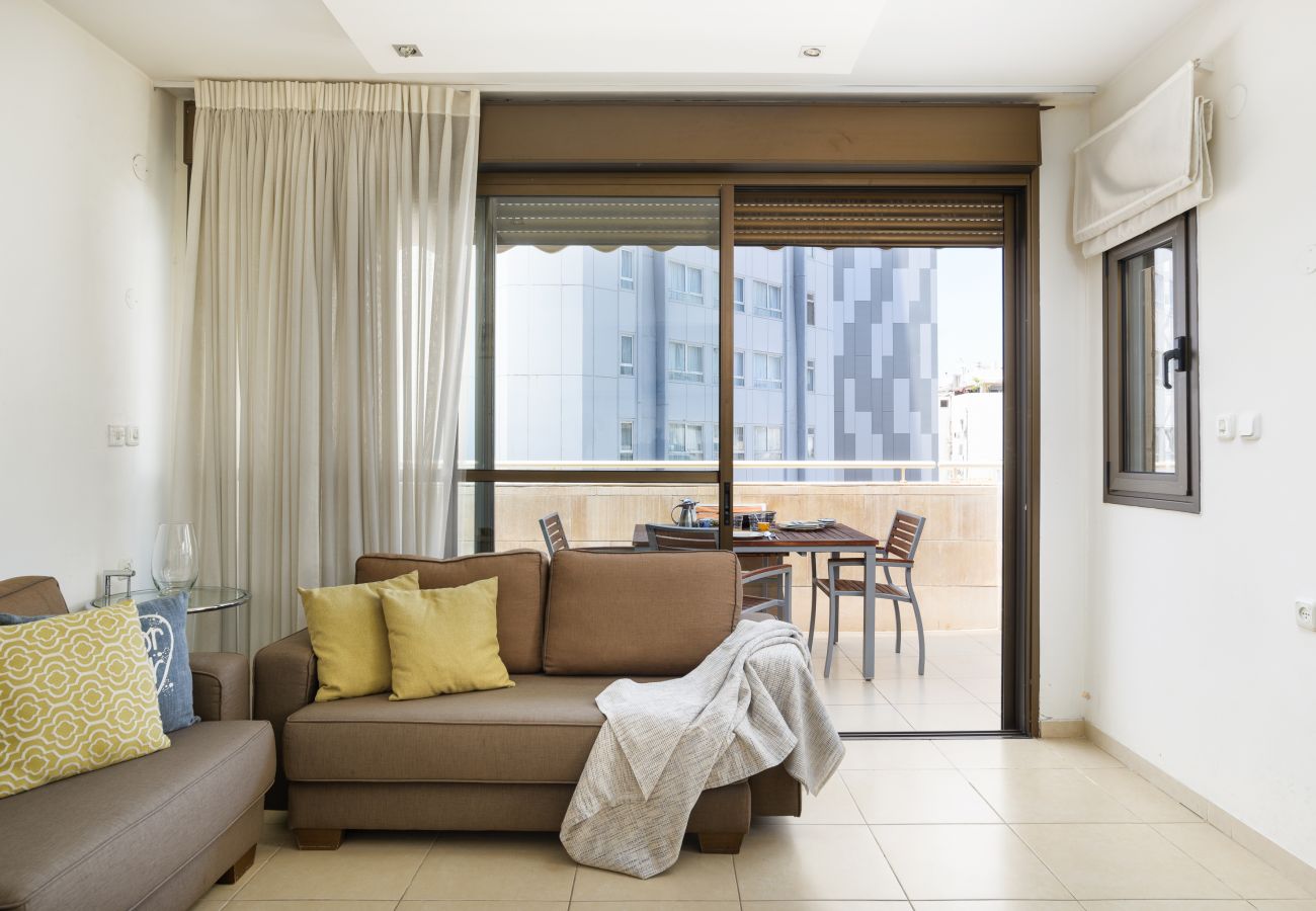 Apartment in Tel Aviv - Jaffa - Airy & Bright w/Balcony Parking steps from Beach by FeelHome