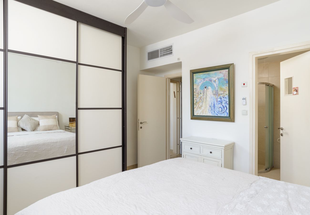 Apartment in Tel Aviv - Jaffa - Airy & Bright w/Balcony Parking steps from Beach by FeelHome