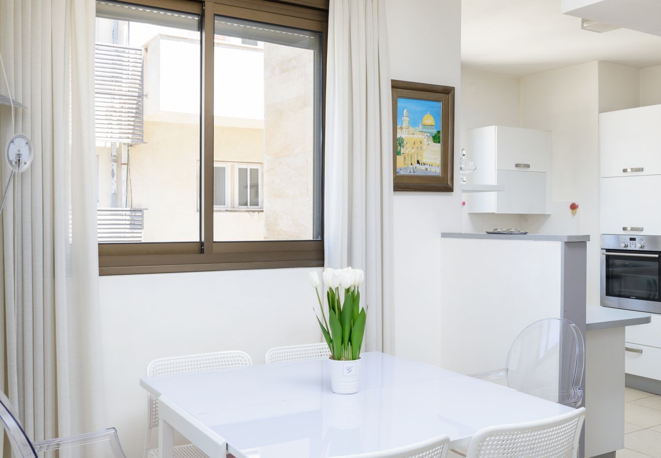 Apartment in Tel Aviv - Jaffa - Airy & Bright w/Balcony Parking steps from Beach by FeelHome