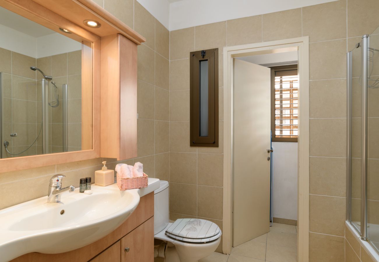 Apartment in Tel Aviv - Jaffa - Airy & Bright w/Balcony Parking steps from Beach by FeelHome