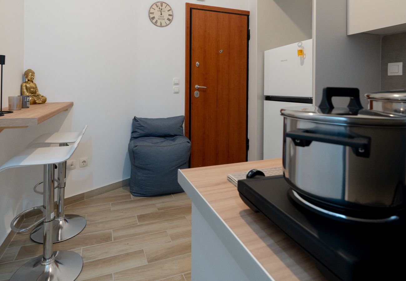 Apartment in Athens - Chremonidou 35 