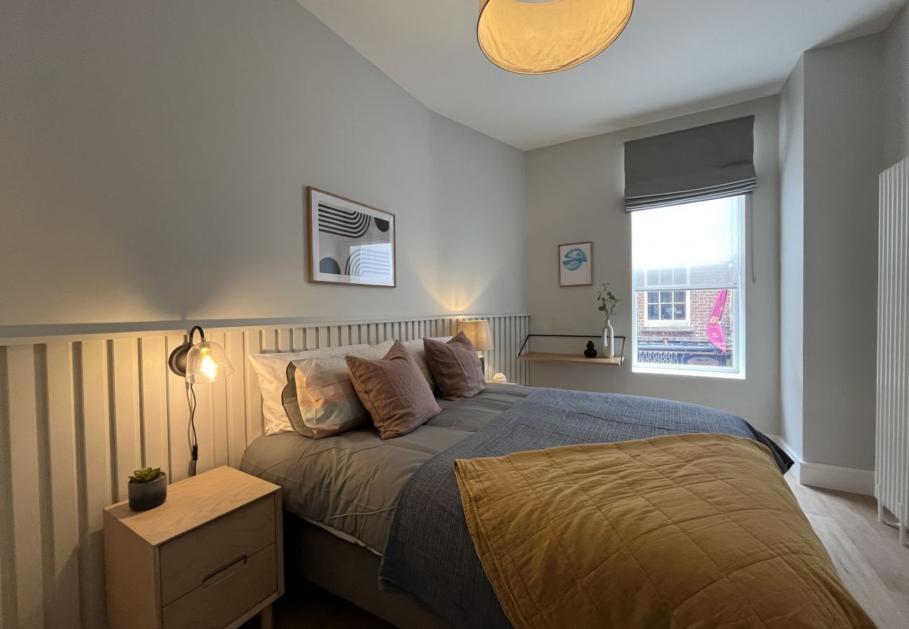 Apartment in Dublin - Modern 1-Bedroom Apartment in the Heart of Temple Bar