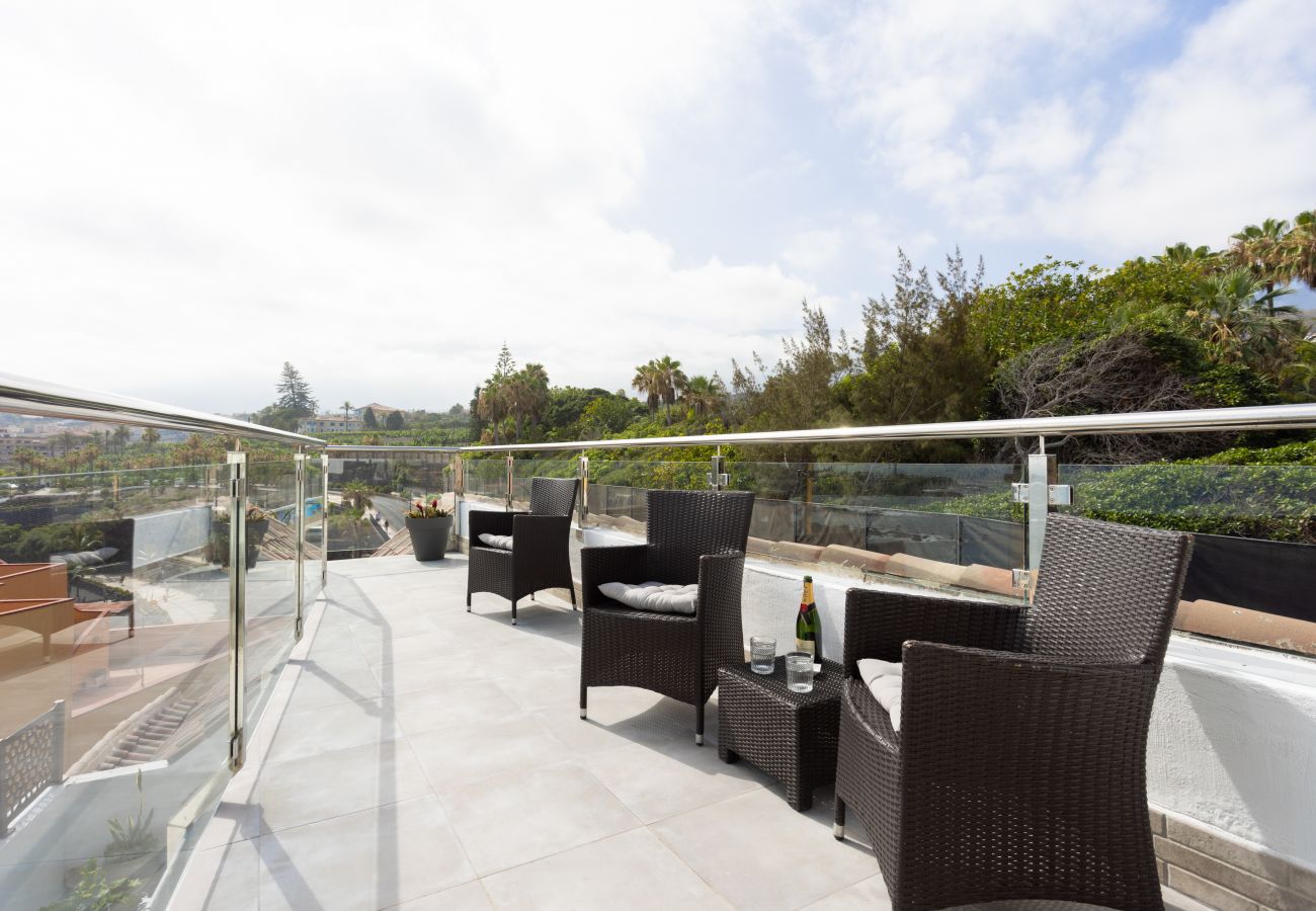 Apartment in Puerto de la Cruz - Lightbooking Ático Bencomo con vistas a la playa 