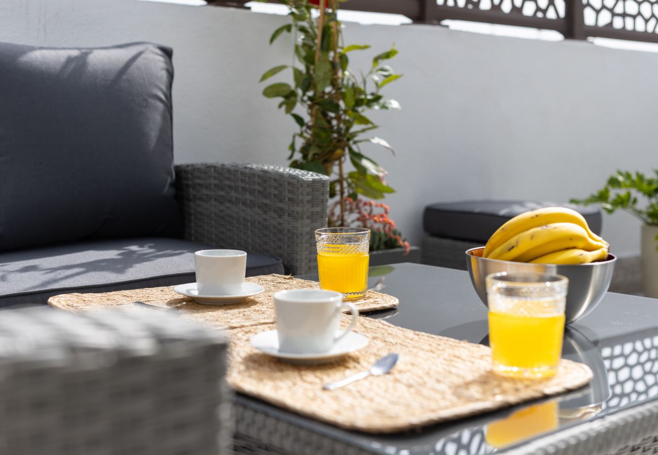 Apartment in Puerto de la Cruz - Lightbooking Ático Bencomo con vistas a la playa 